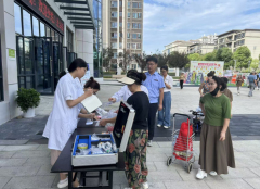 九江市市场监管局联合八里湖新区分局 持续开展食品安全“你点我检 你送我检
