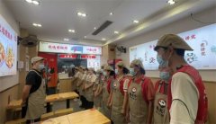 武汉“饺子哥”张潇：把三餐生意做成社区“基础设施”